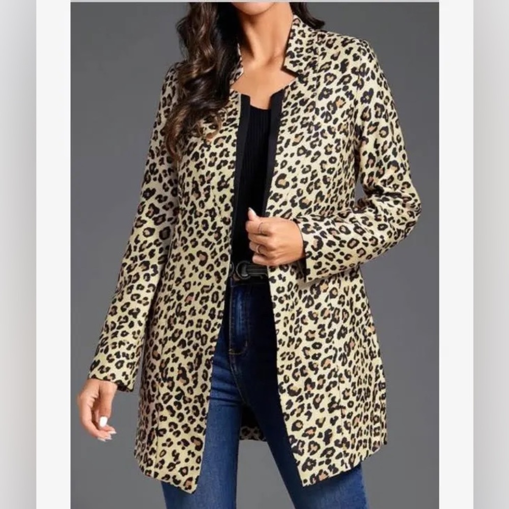 Floryday leopard print blazer coat, featuring black lapels single snap closure S